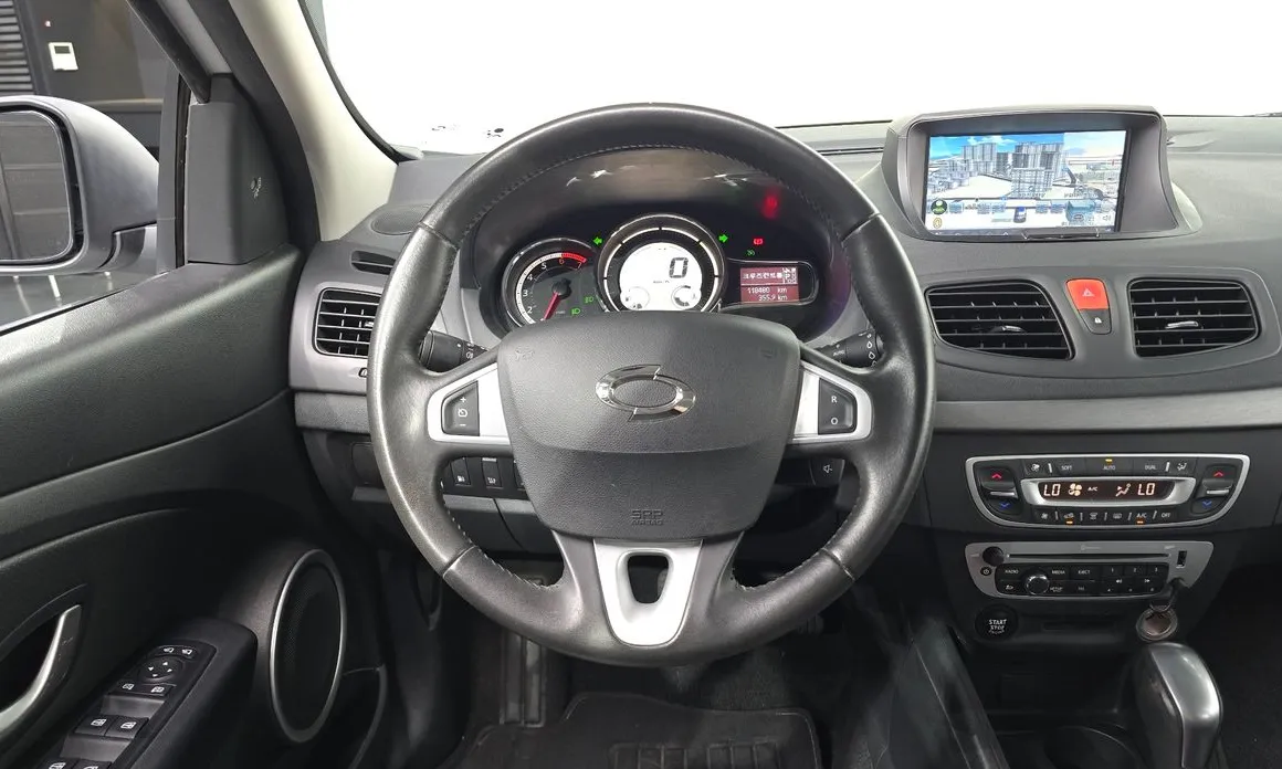 Renault SM3