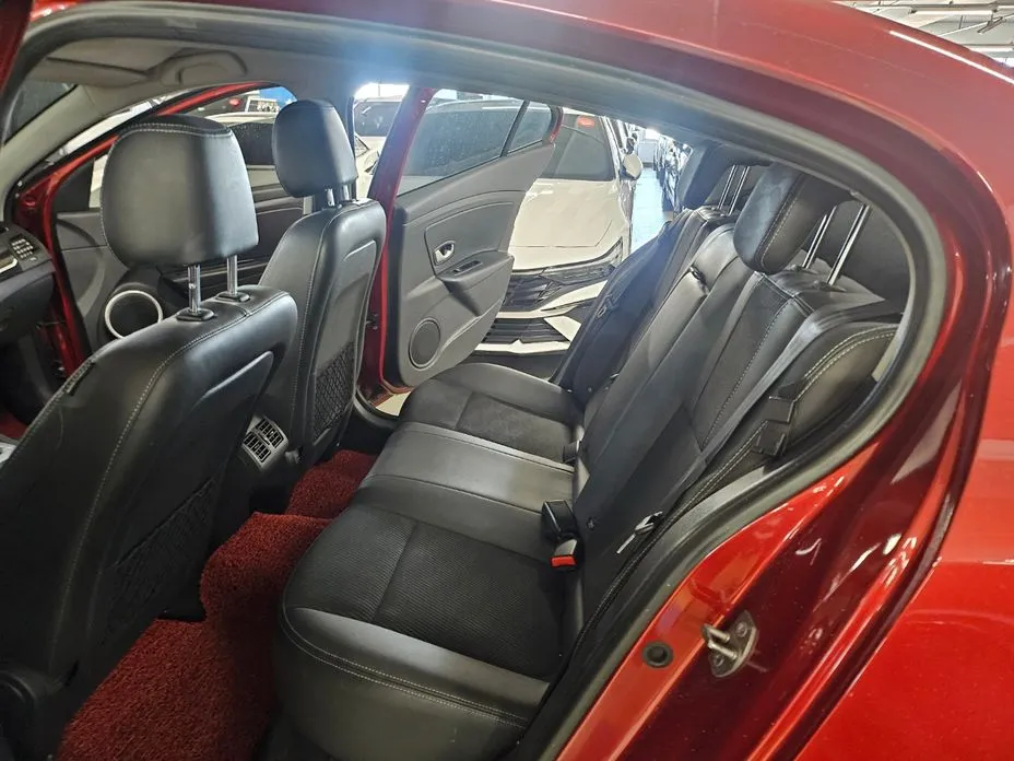 Renault SM3