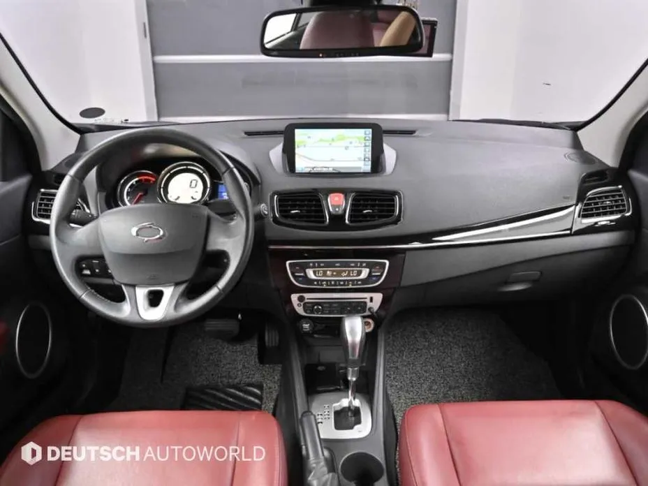 Renault SM3