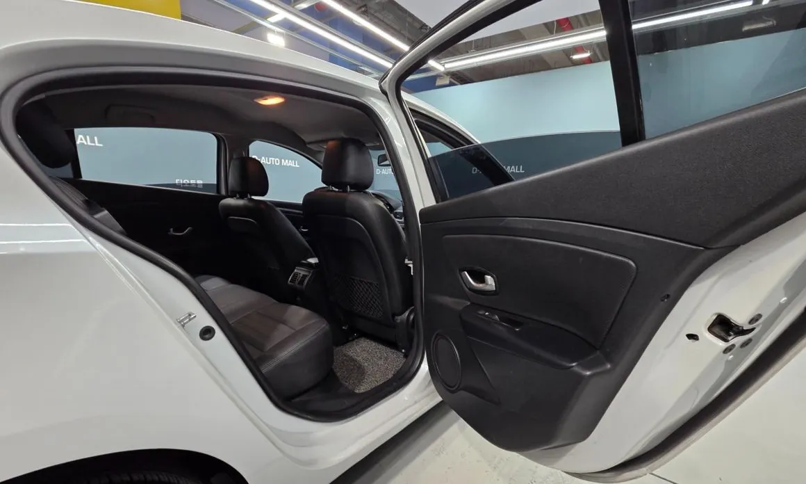 Renault SM3