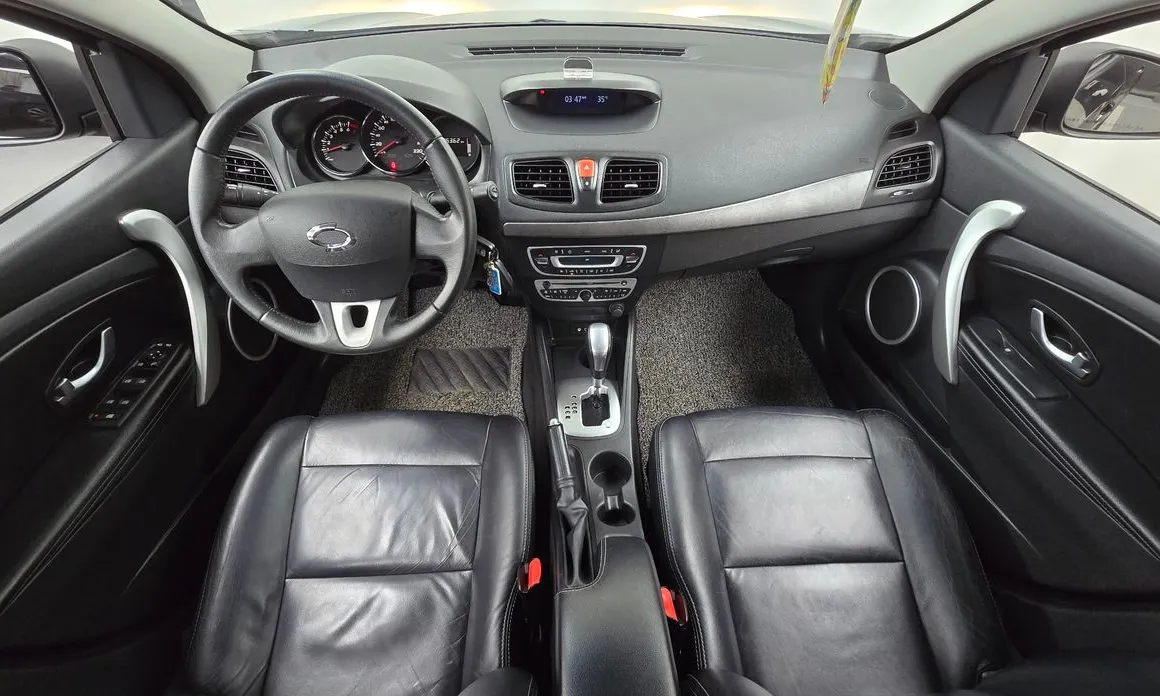 Renault SM3