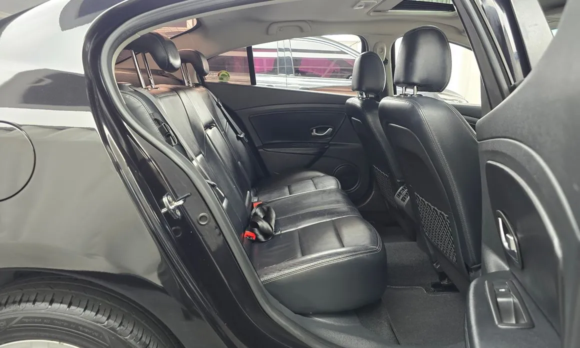 Renault SM3
