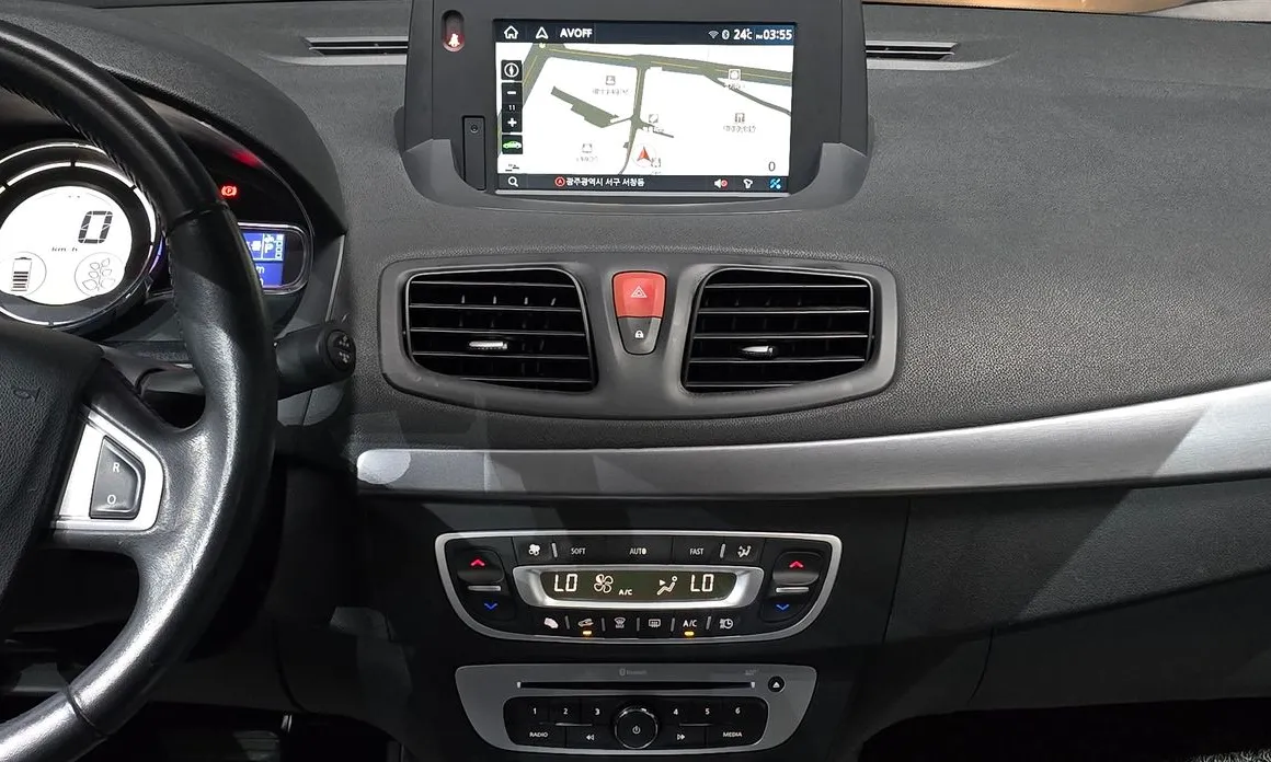 Renault SM3