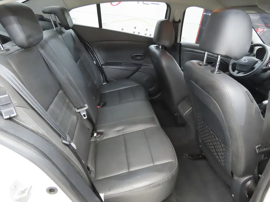 Renault SM3