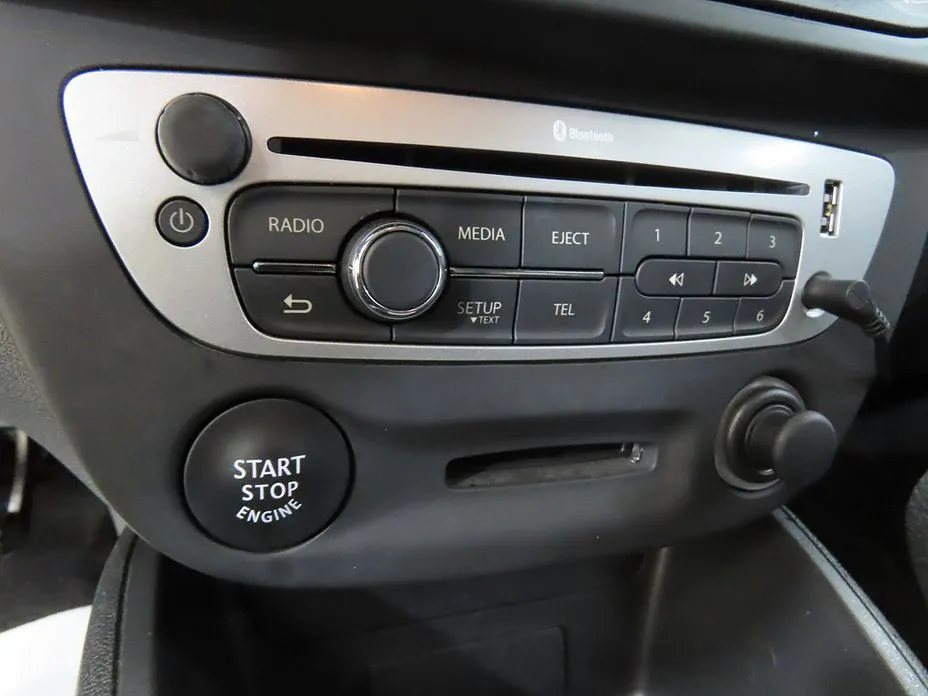 Renault SM3