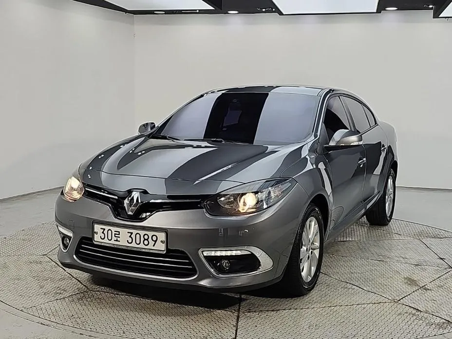 Renault SM3