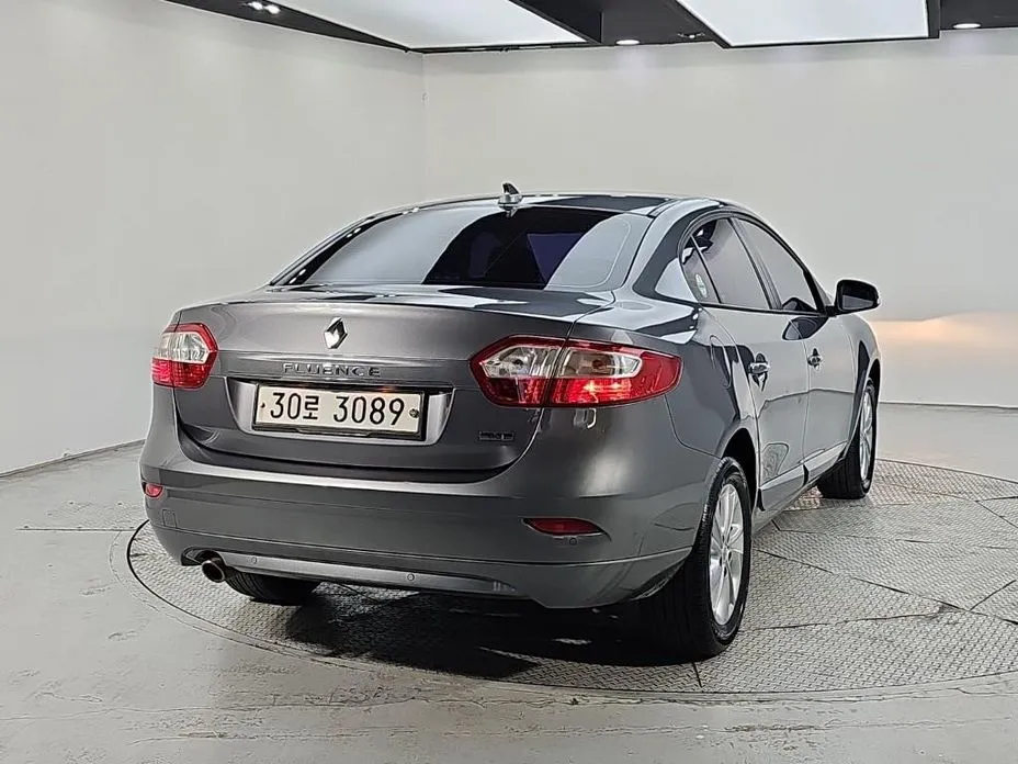 Renault SM3