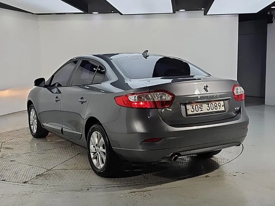 Renault SM3