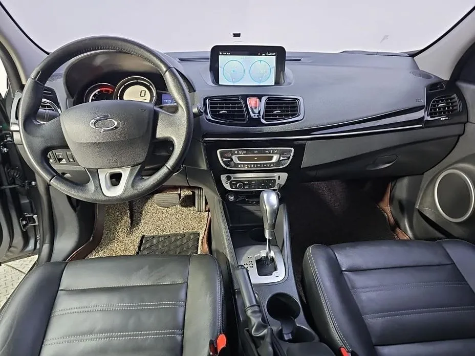 Renault SM3