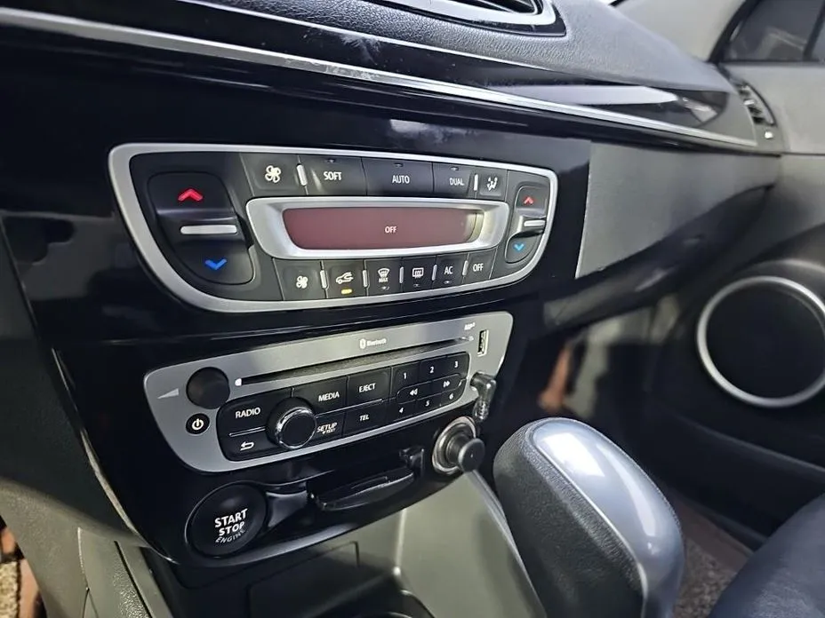 Renault SM3