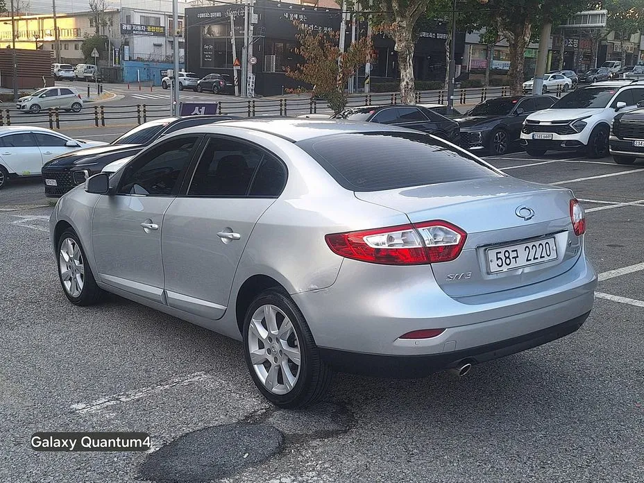 Renault SM3