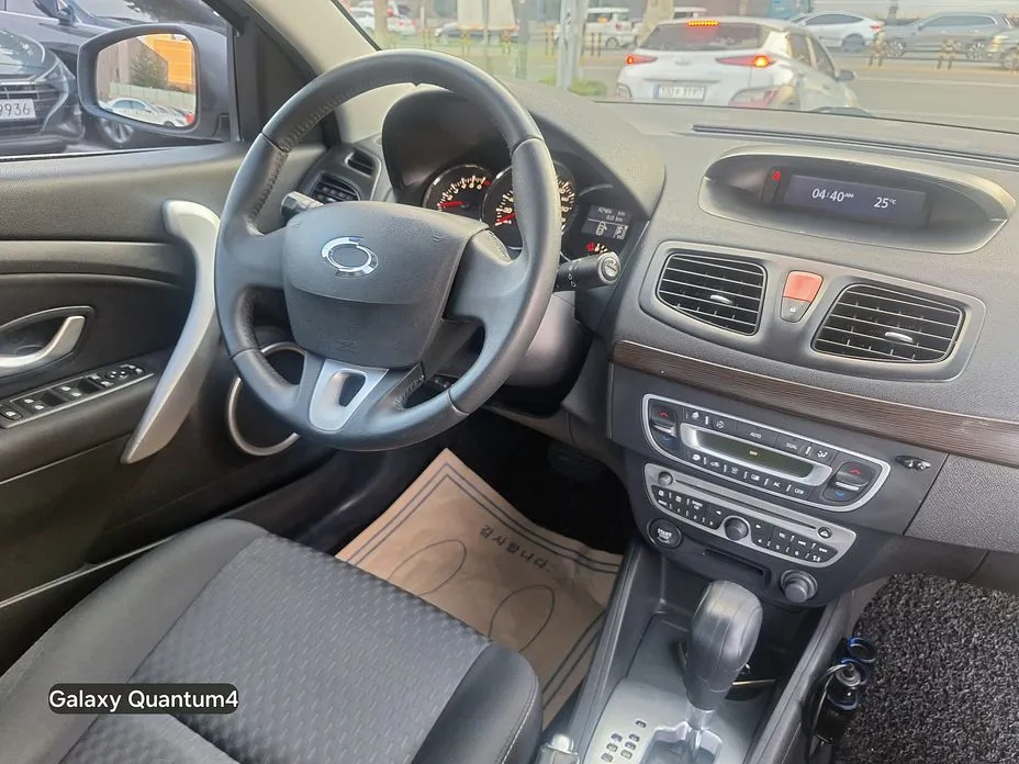 Renault SM3