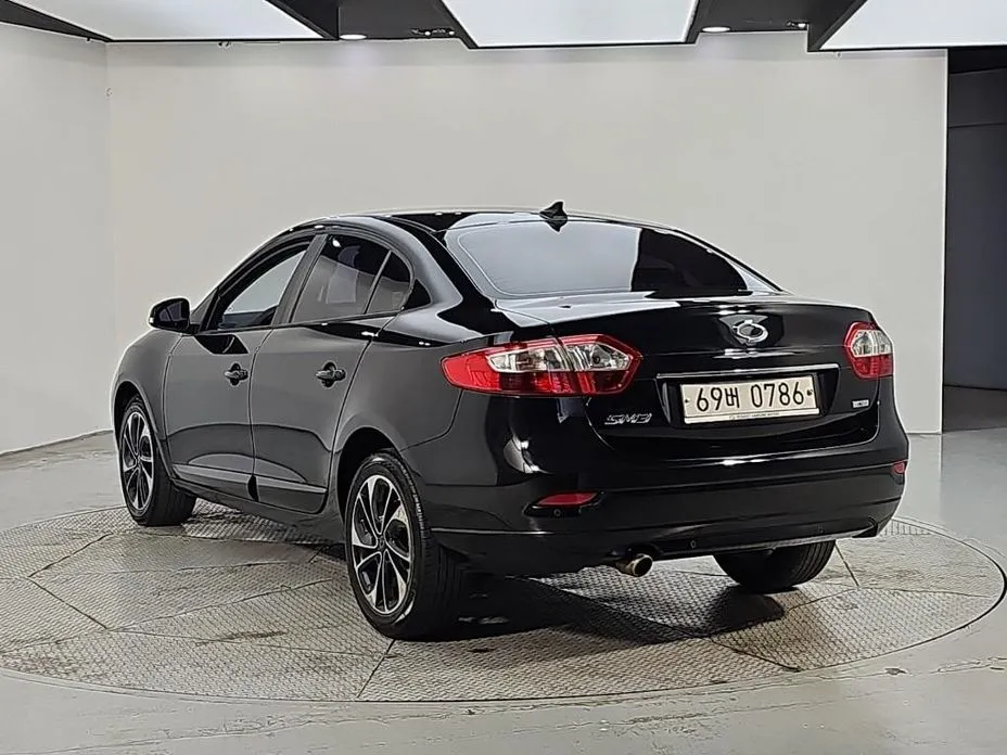 Renault SM3