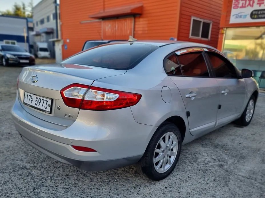 Renault SM3