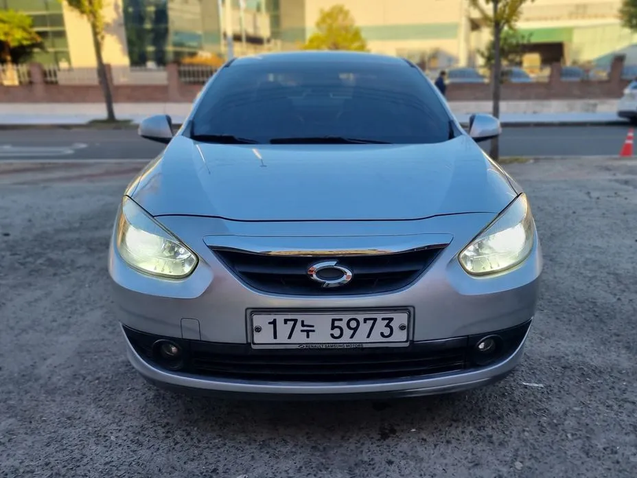 Renault SM3