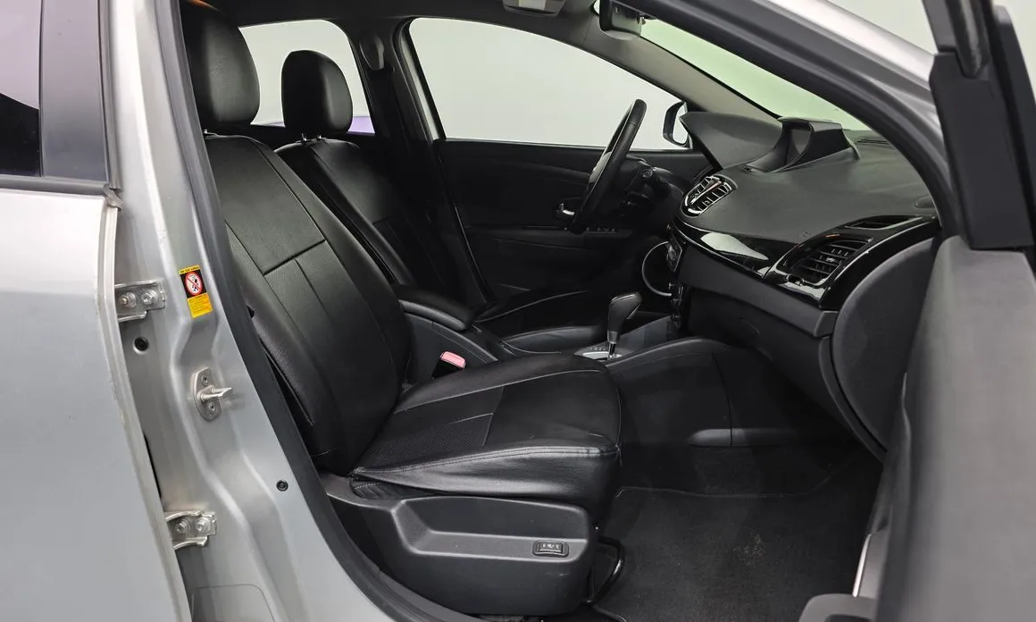 Renault SM3