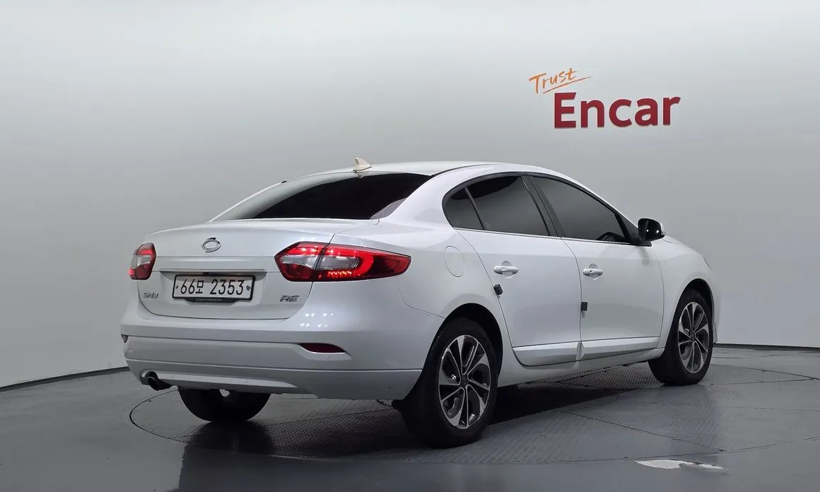 Renault SM3