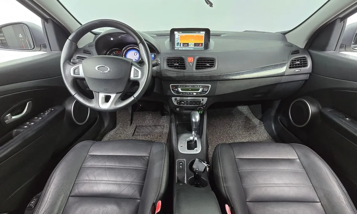 Renault SM3