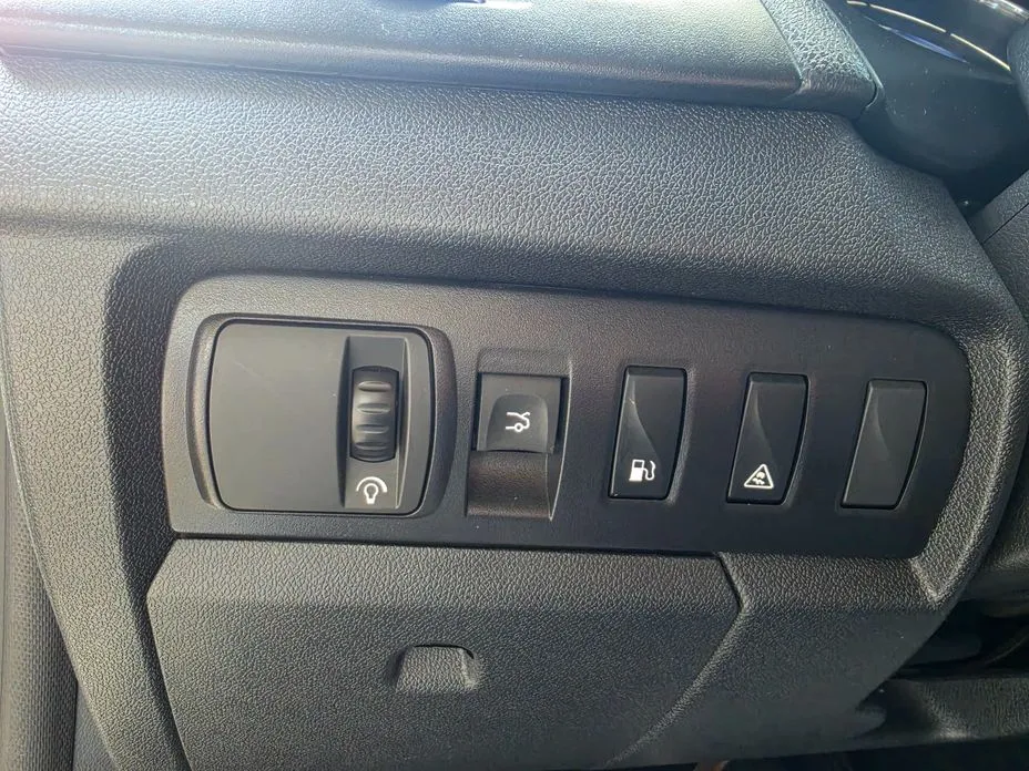Renault SM3