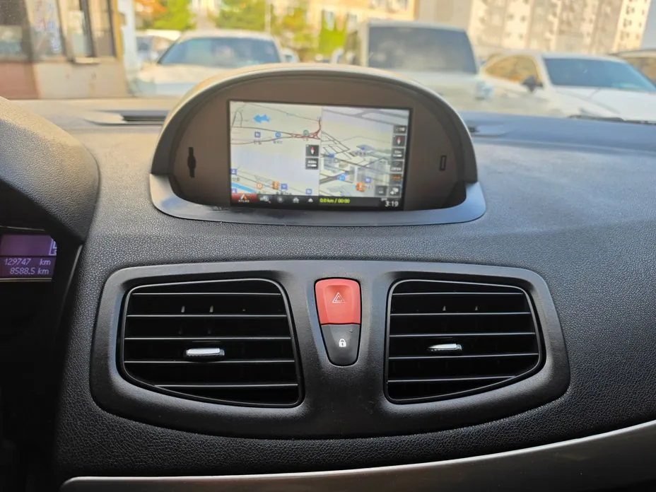 Renault SM3