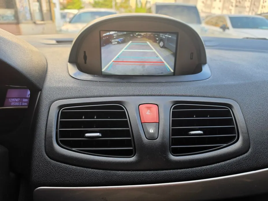 Renault SM3