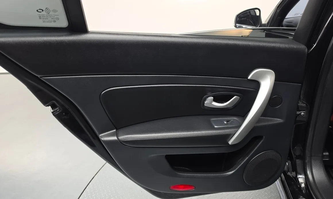 Renault SM5