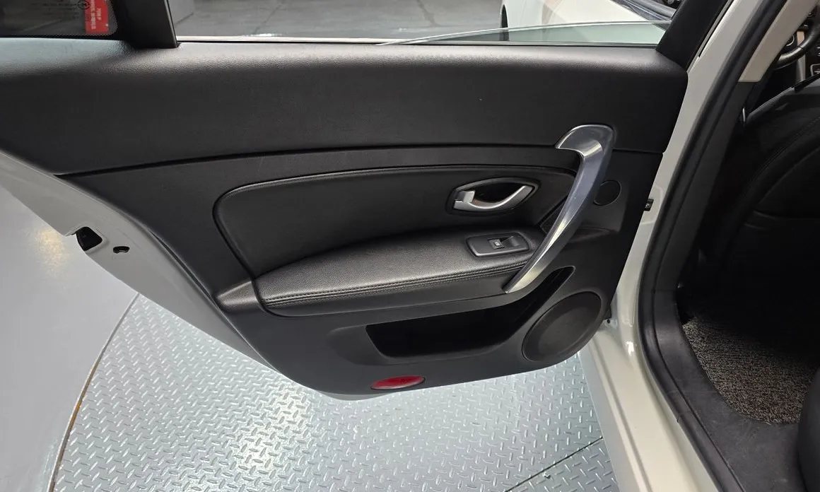Renault SM5