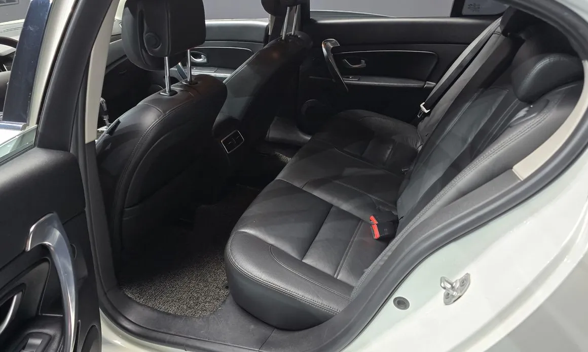 Renault SM5
