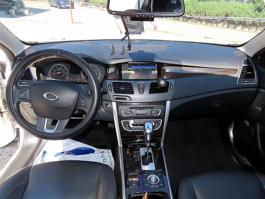 Renault SM5