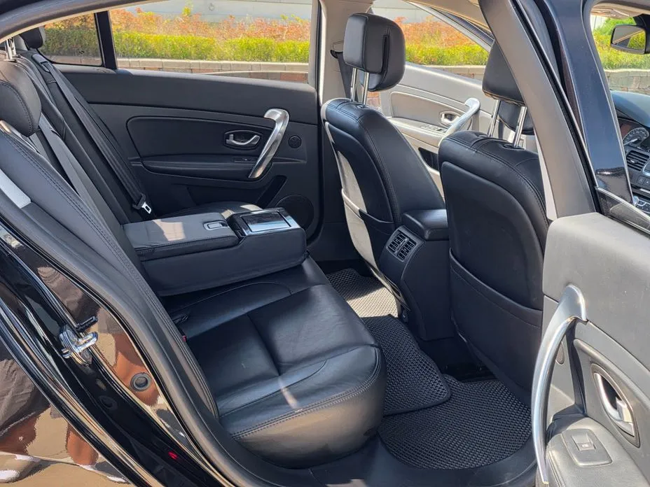 Renault SM5