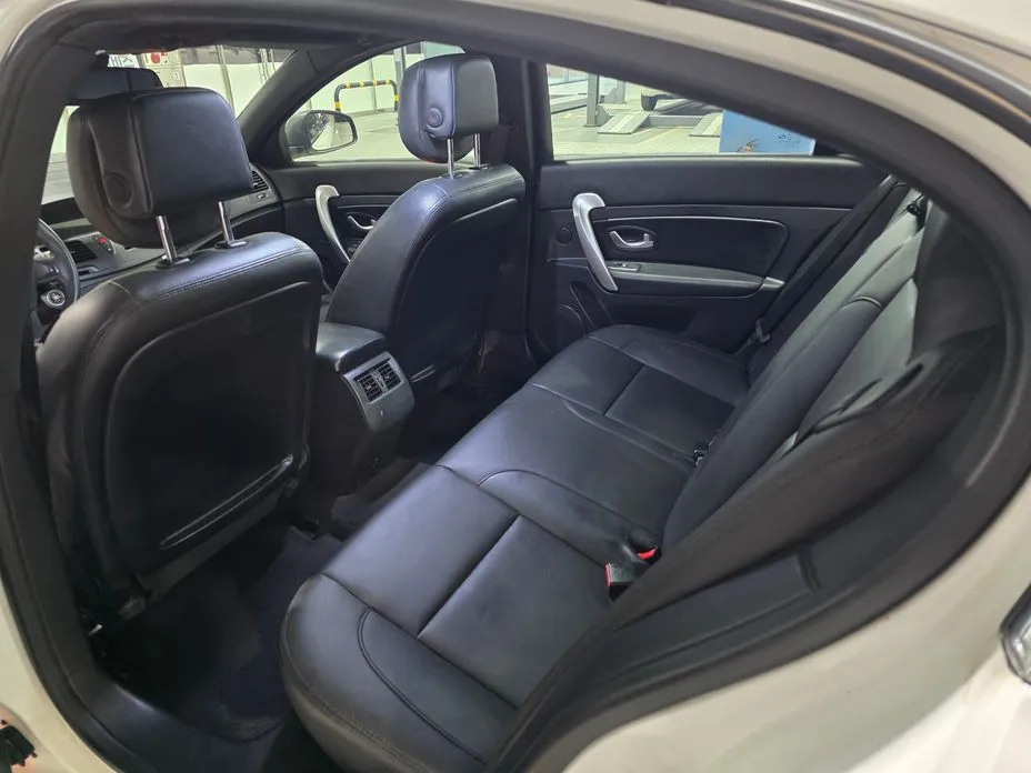 Renault SM5
