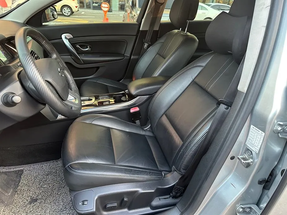 Renault SM5