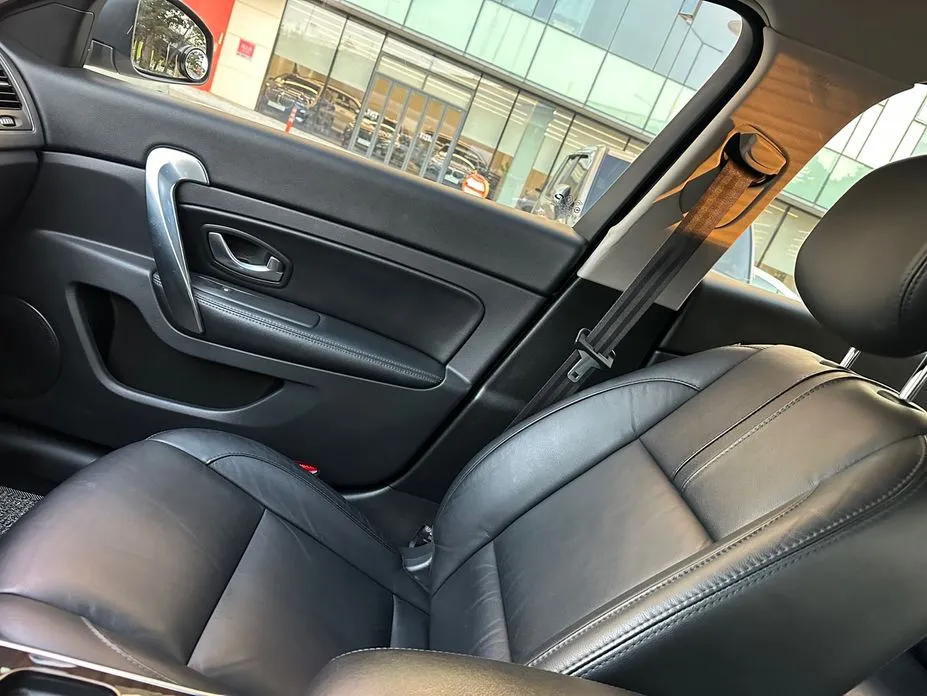 Renault SM5