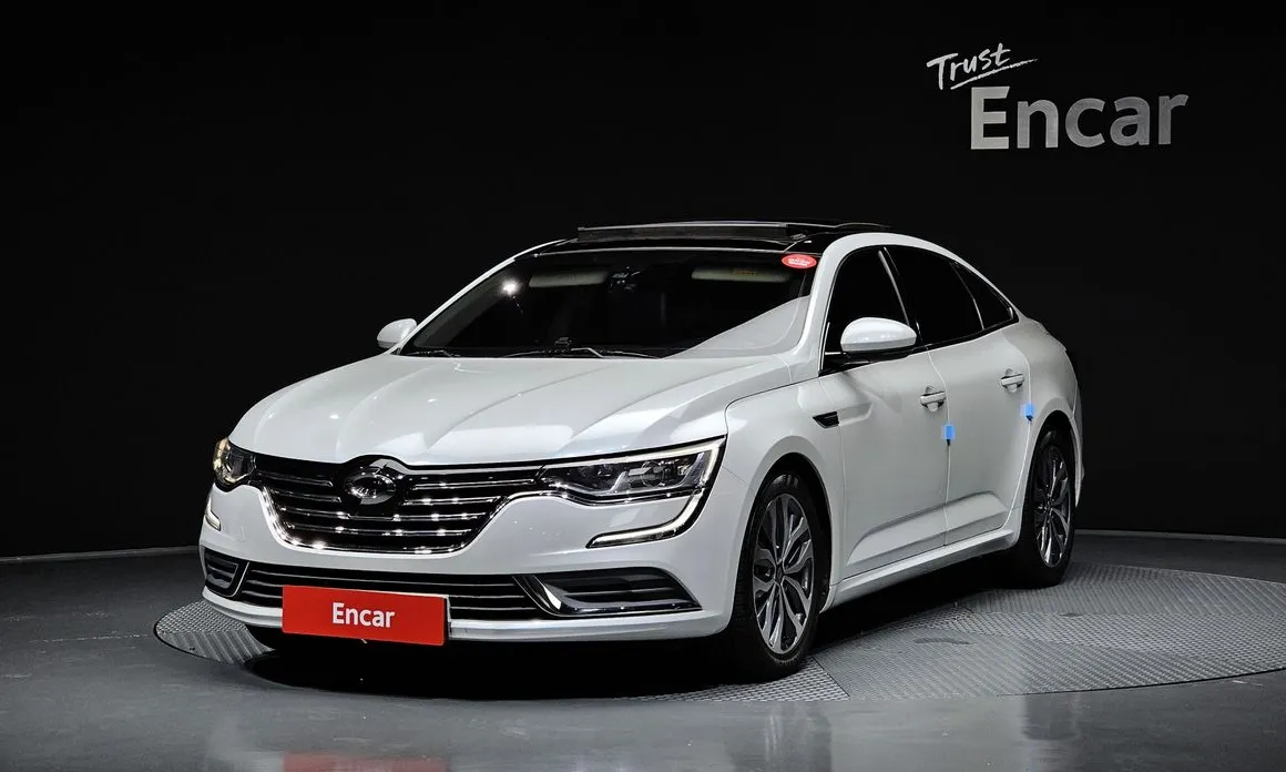 Renault SM6