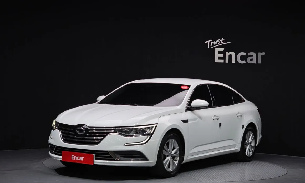 Renault SM6