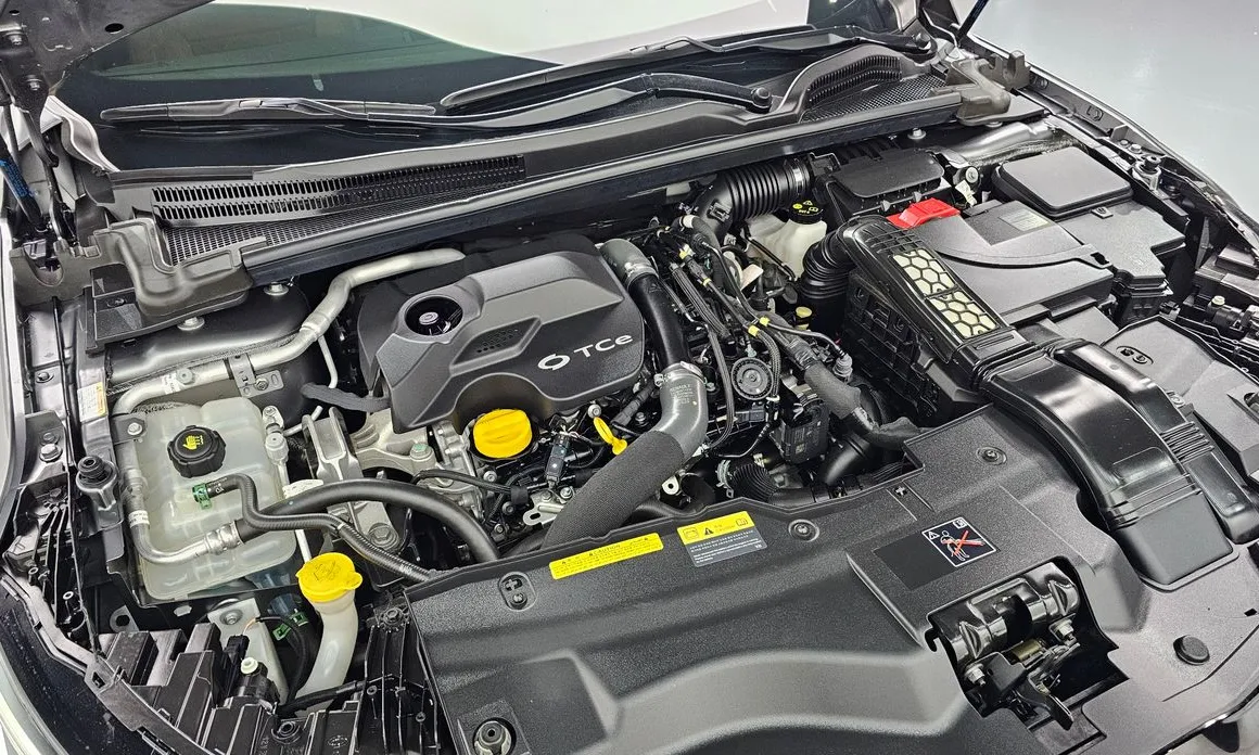 Renault SM6