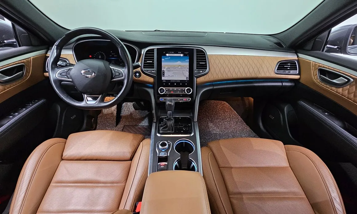 Renault SM6