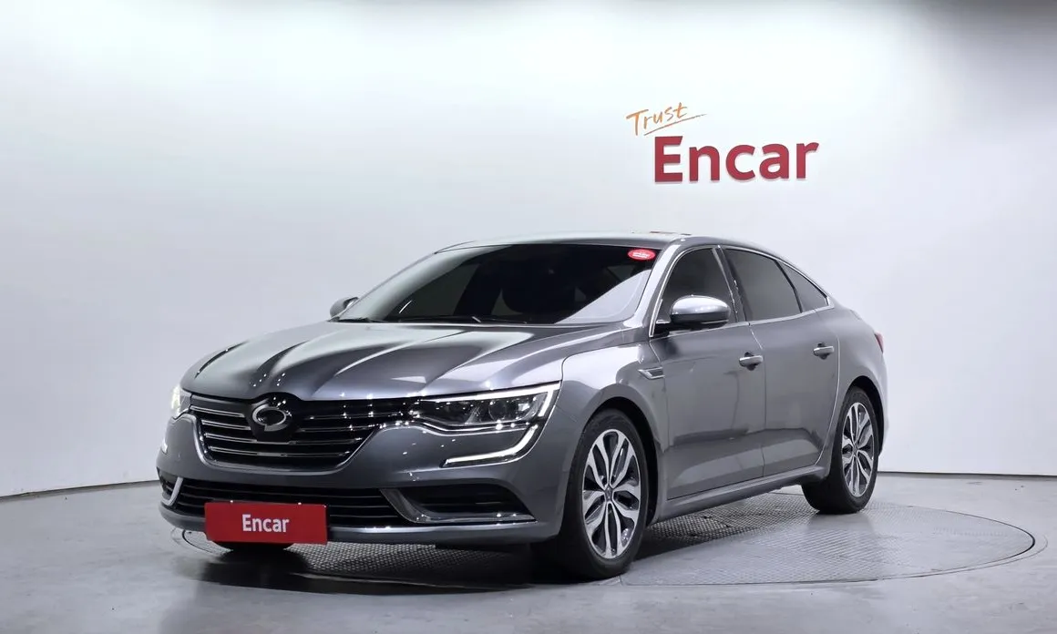 Renault SM6