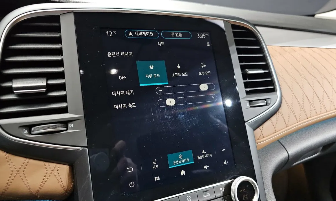 Renault SM6