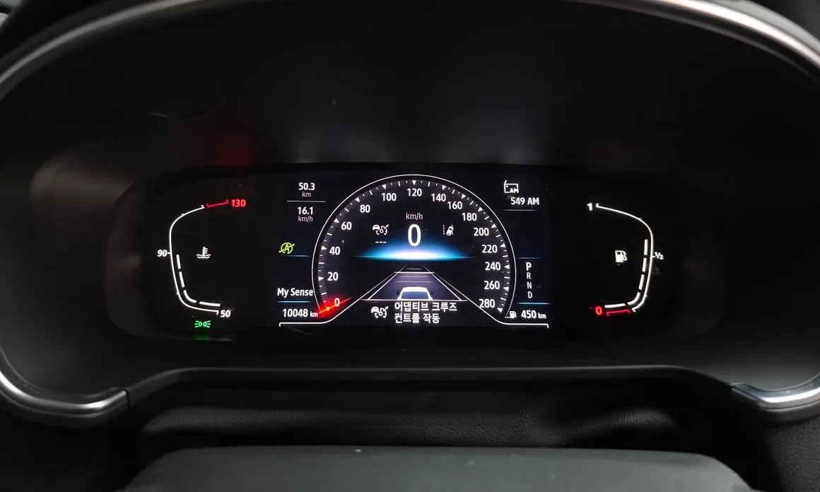 Renault SM6