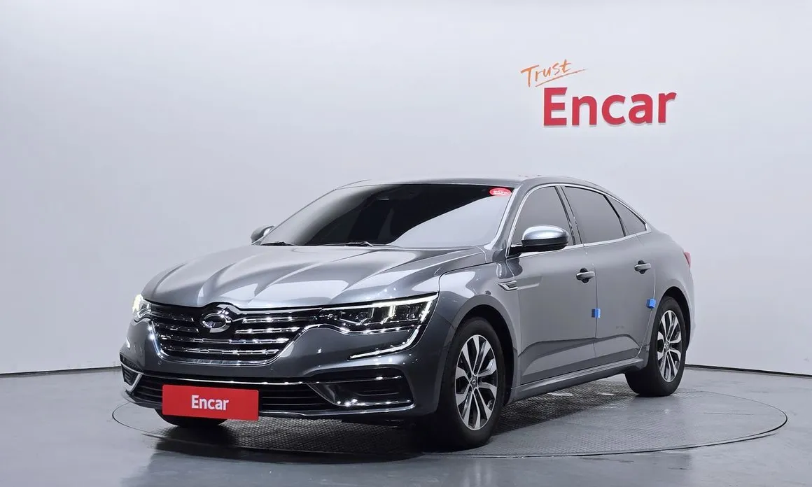 Renault SM6
