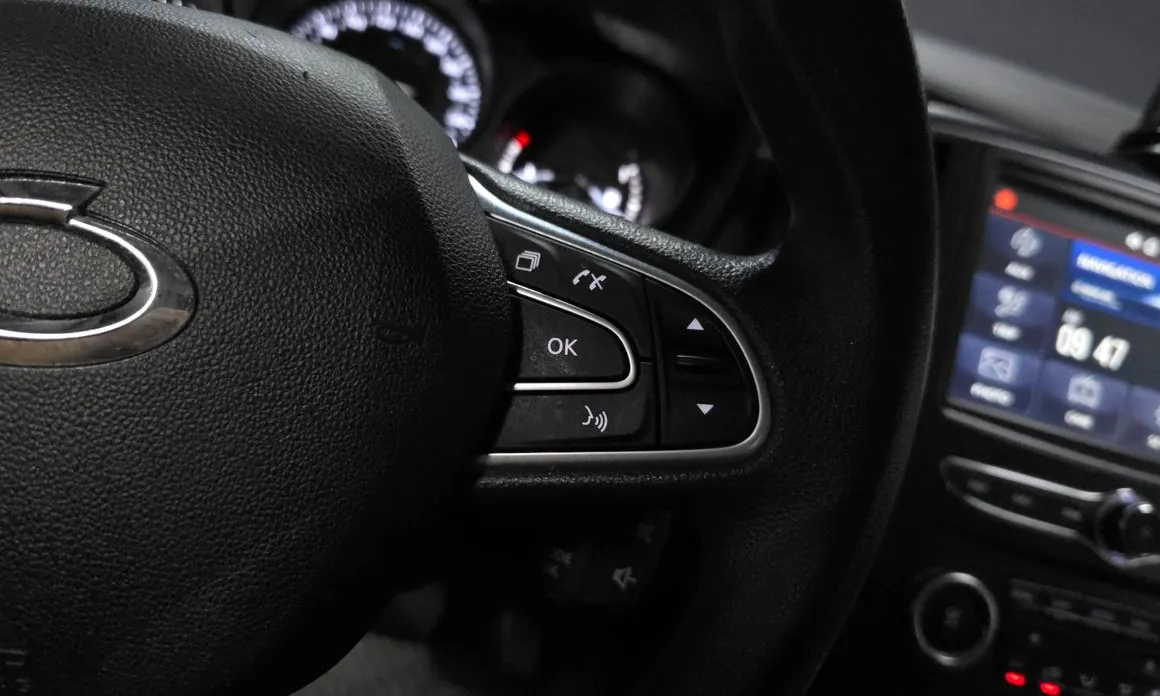 Renault SM6