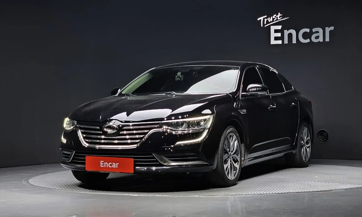 Renault SM6