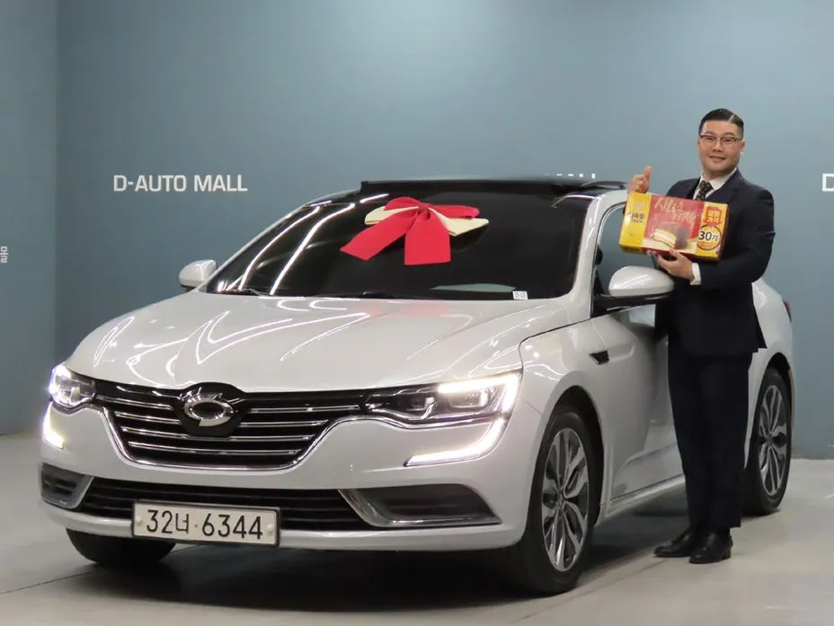 Renault SM6