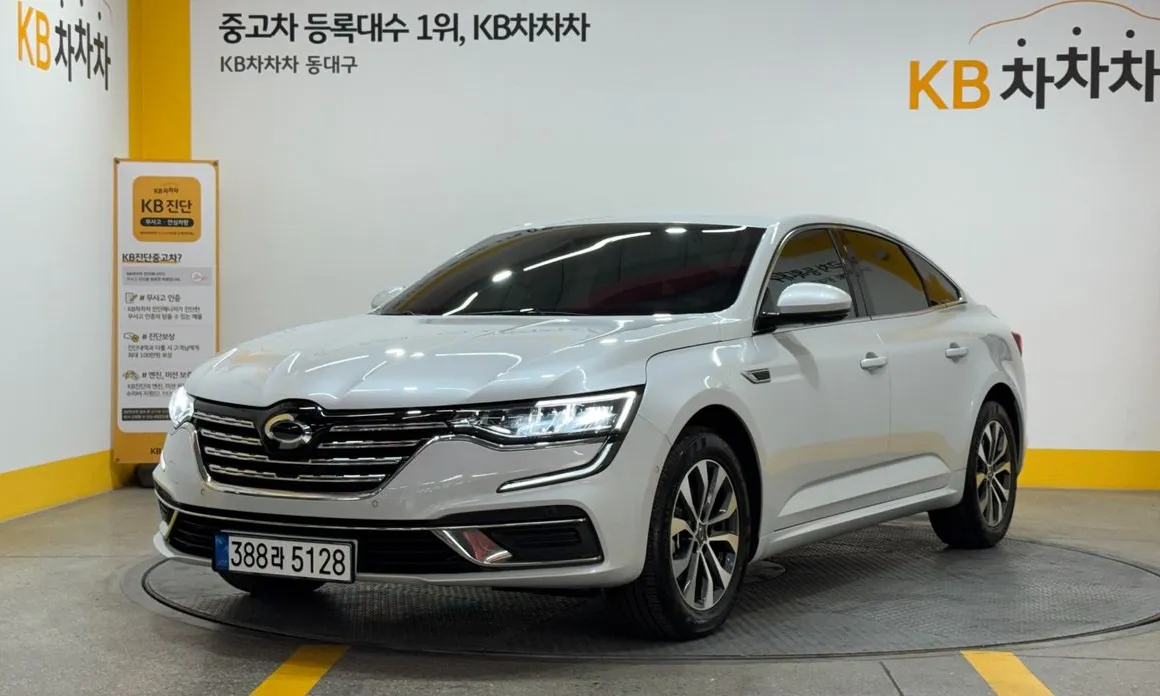 Renault SM6