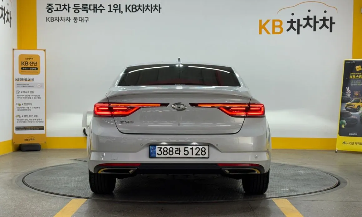 Renault SM6