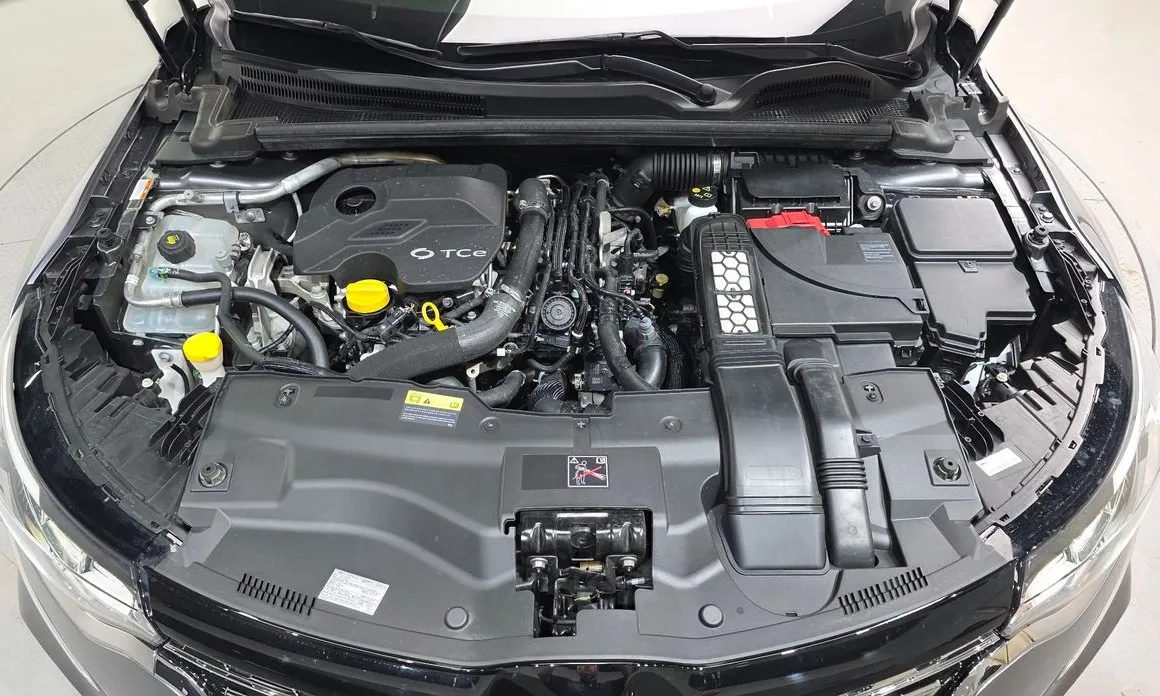 Renault SM6