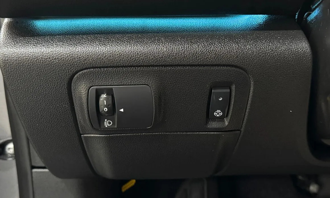 Renault SM6