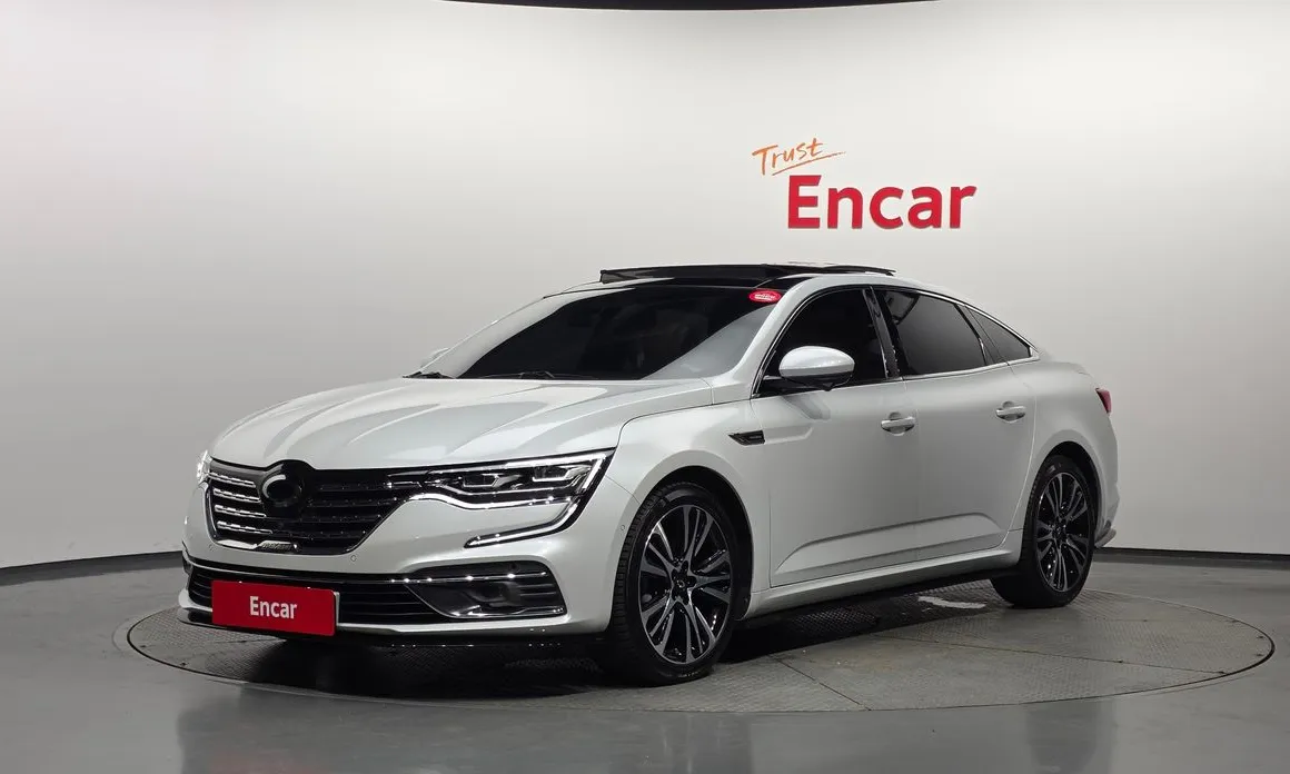 Renault SM6
