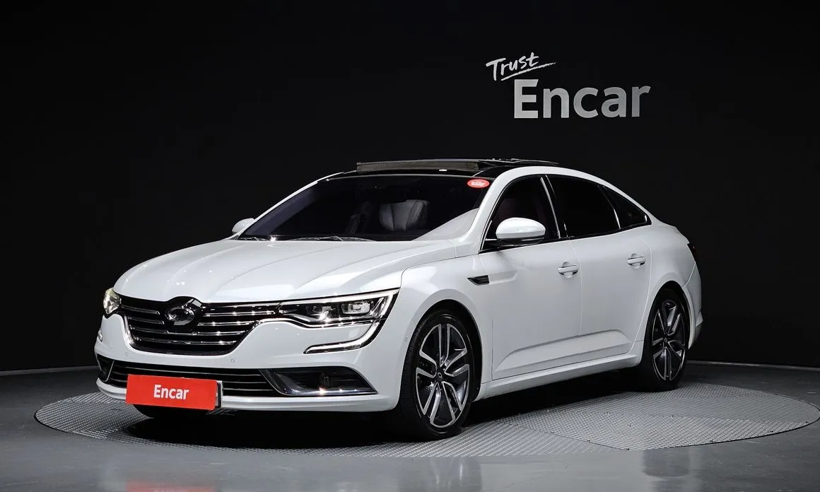 Renault SM6